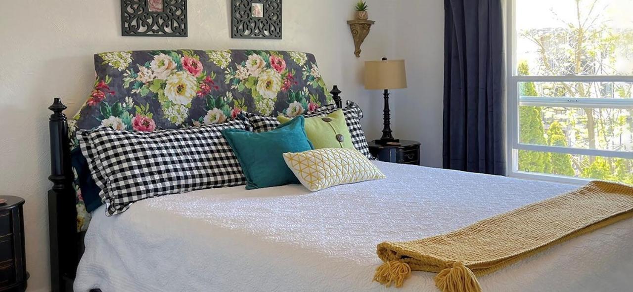 Fisher House Victoria Bed And Breakfast الغرفة الصورة