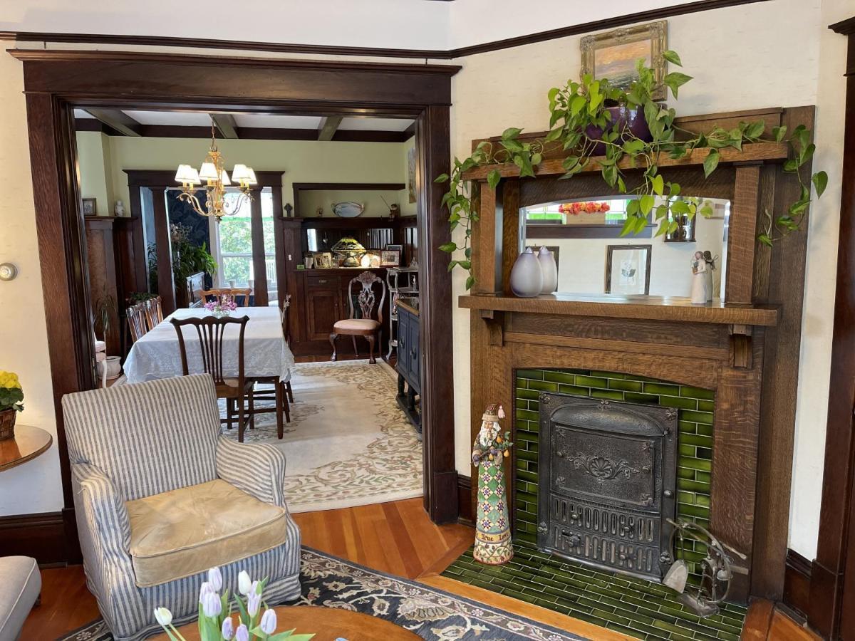 Fisher House Victoria Bed And Breakfast المظهر الخارجي الصورة